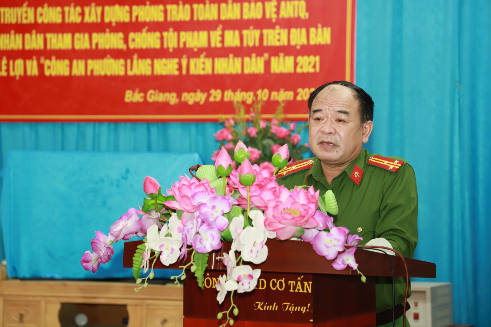 Hội nghị 'Công an phường Lê Lợi lắng nghe ý kiến nhân dân' và ...