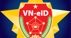 Sử dụng ứng dụng VNEID để khai báo y tế và di chuyển nội địa trước khi qua chốt kiểm soát